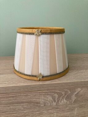 Decorative Gold and Cream Pleated Lamp Shade - Unbranded
